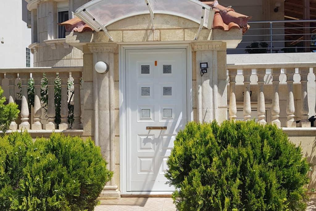 Renovated Lovely Apartment Near Airport & Sea Porto Rafti Luaran gambar