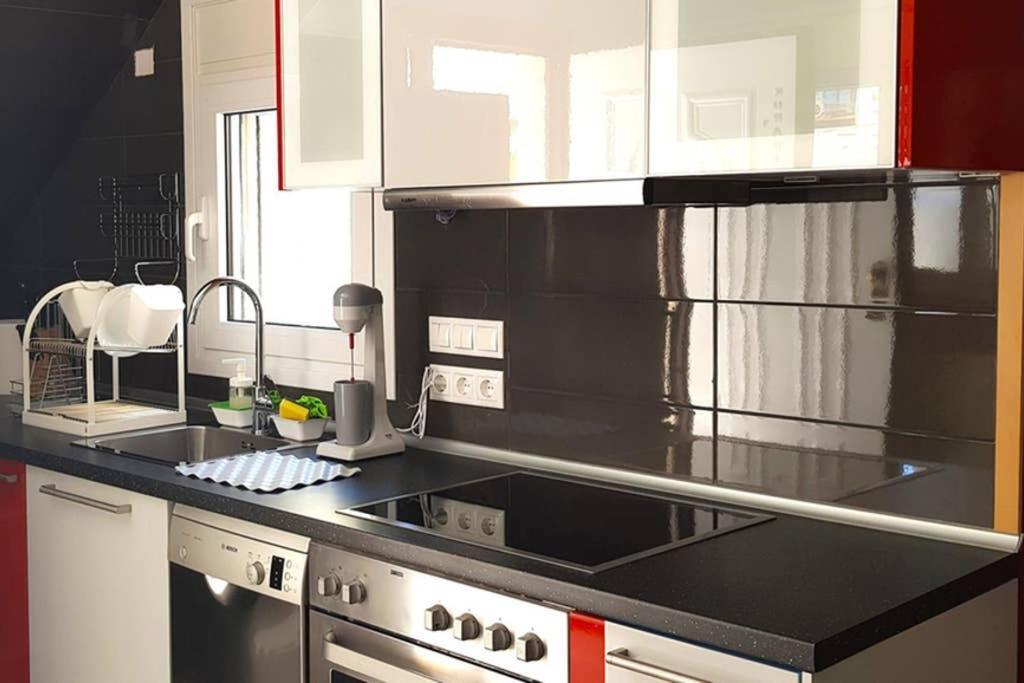 Renovated Lovely Apartment Near Airport & Sea Porto Rafti Luaran gambar