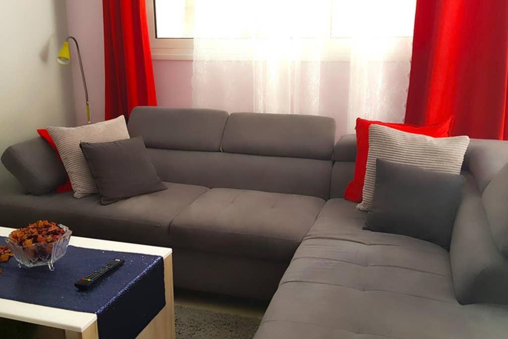 Renovated Lovely Apartment Near Airport & Sea Porto Rafti Luaran gambar